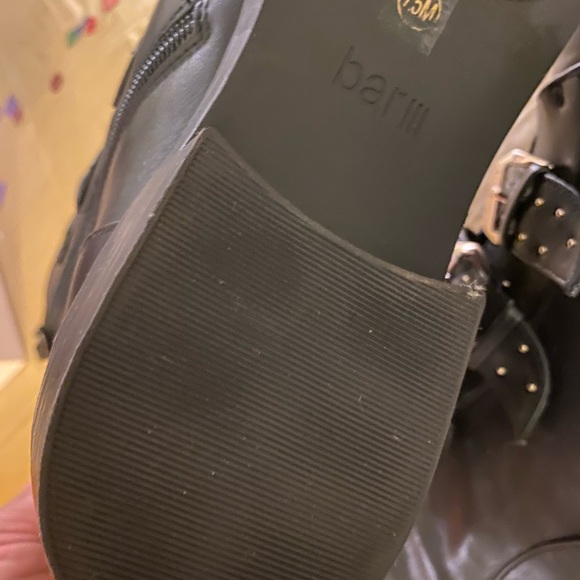 Beautiful boots black color size 7.5 - Picture 3 of 7